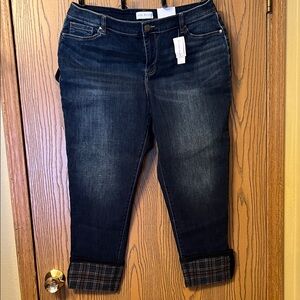 New Lane Bryant Jeans Dark Wash Cropped size 14w.  Boyfriend Cut midrise